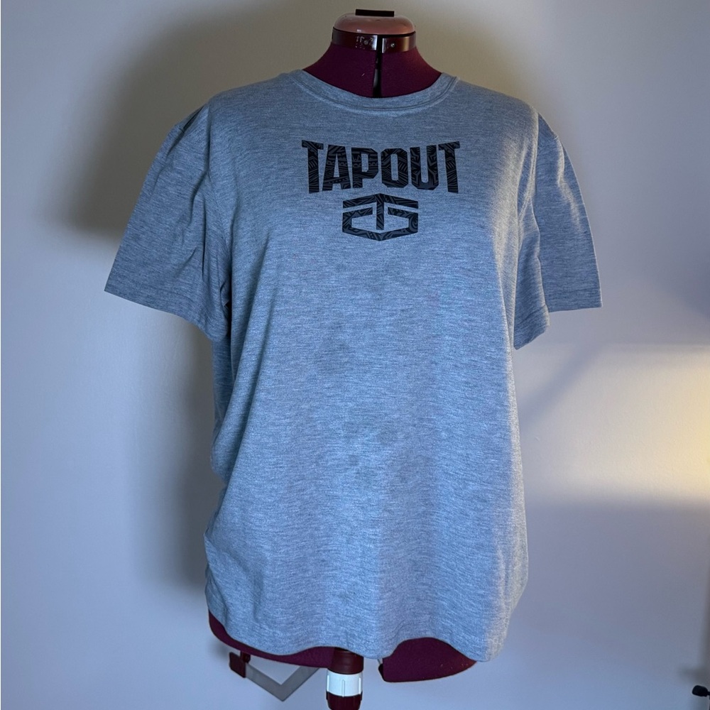 TAPOUT Men’s T-Shirt Grey MMA WWE  *Stain*
